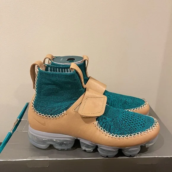 Size 6 - Nike Air VaporMax Marc Newson 2017